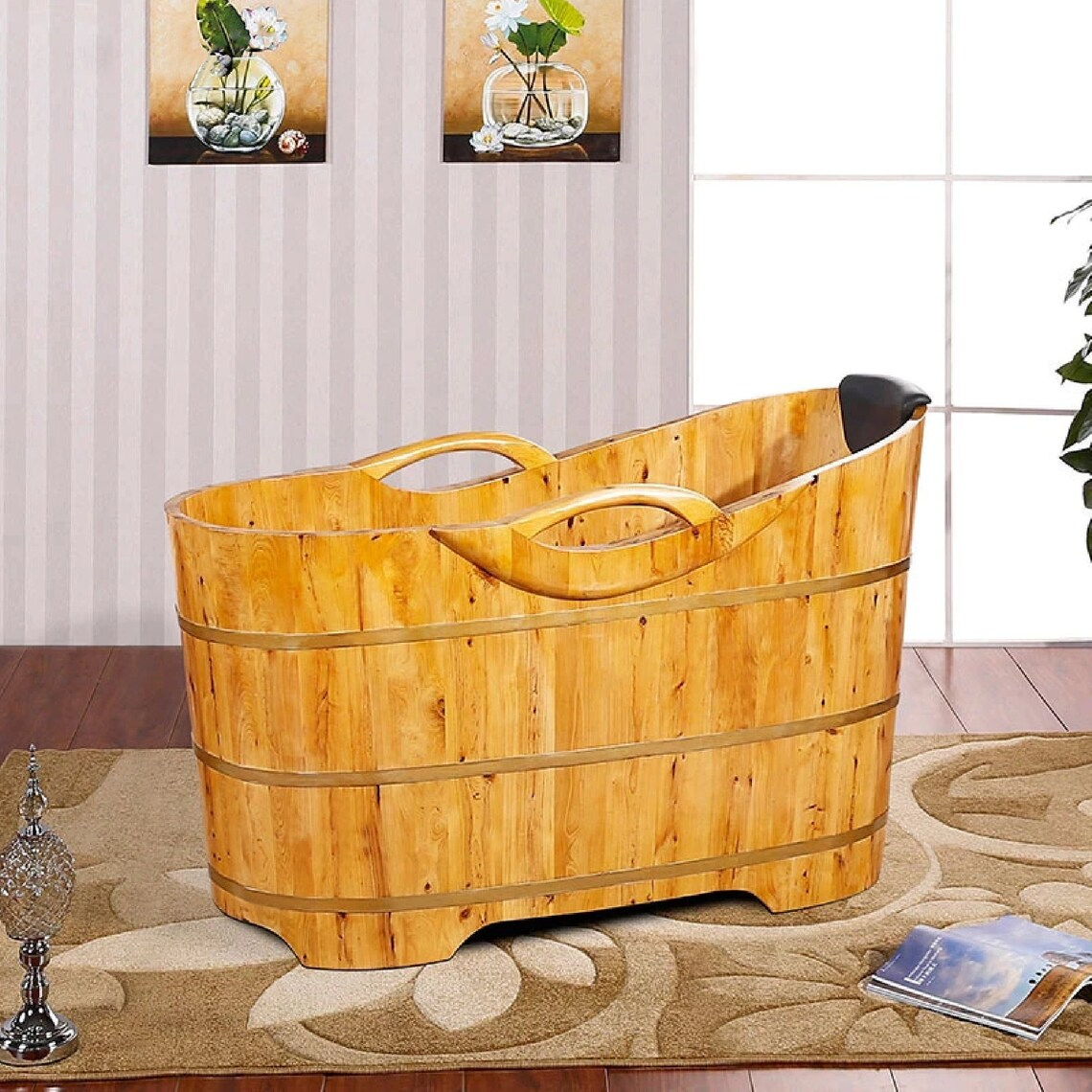 High Quality Wooden Bathtub with Handrail