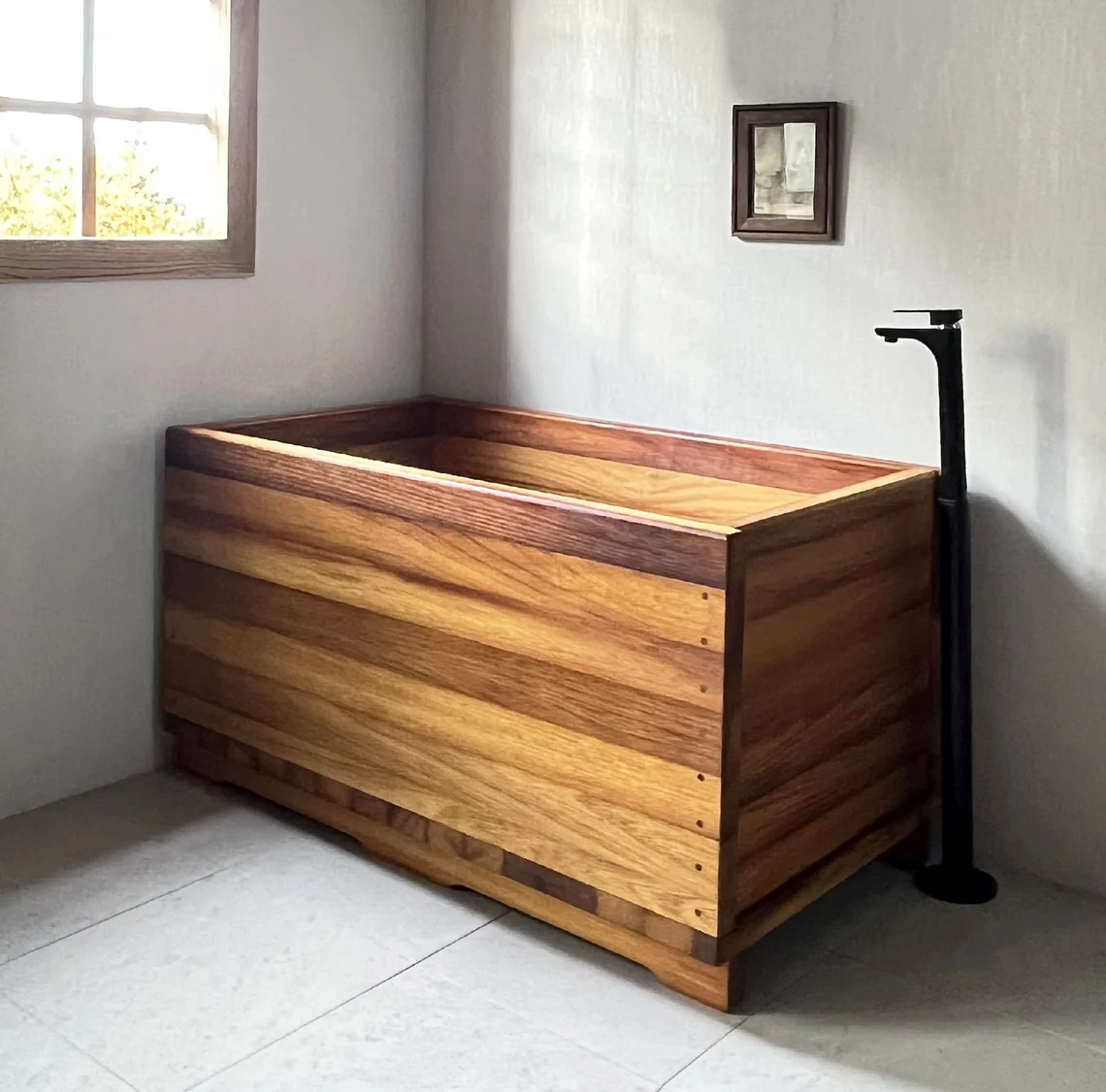 Ofuro Wooden Soaking Bathtub Iroko Wood Customizable